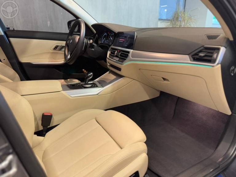BMW - 320I 2.0 M SPORT 16V TURBO 4P AUTOMÁTICO - 2019/2020 - CINZA - R$ 203.900,00