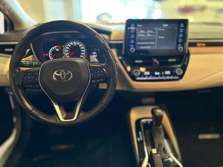 TOYOTA - COROLLA 2.0 ALTIS PREMIUM 16V FLEX 4P AUTOMÁTICO - 2021/2021 - BRANCA - R$ 139.900,00