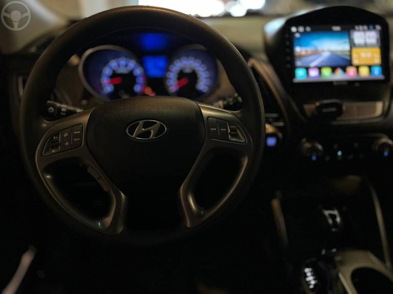 HYUNDAI - IX35 2.0 16V FLEX 4P AUTOMÁTICO - 2016/2017 - PRETA - R$ 84.900,00