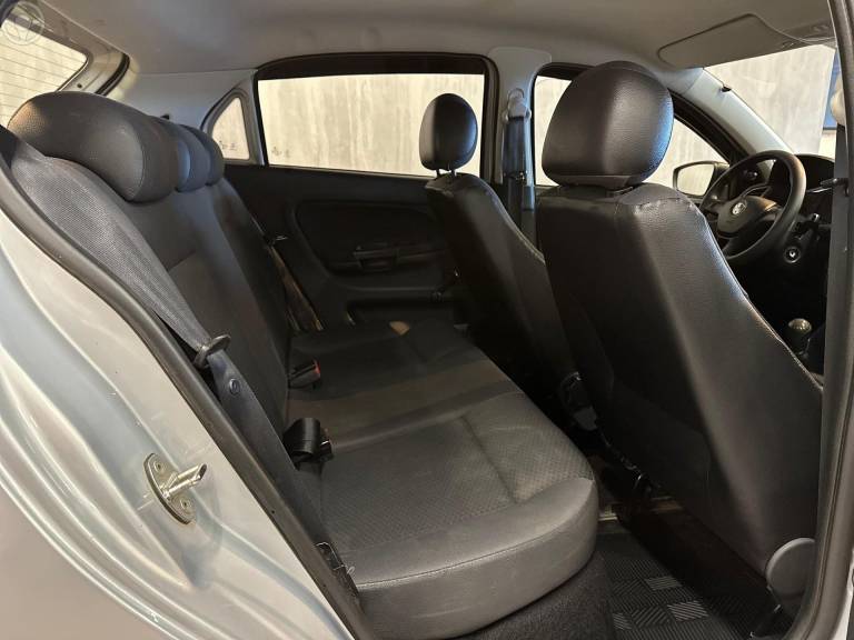 VOLKSWAGEN - GOL 1.0 12V MPI TOTALFLEX 4P MANUAL - 2018/2019 - PRATA - R$ 46.900,00