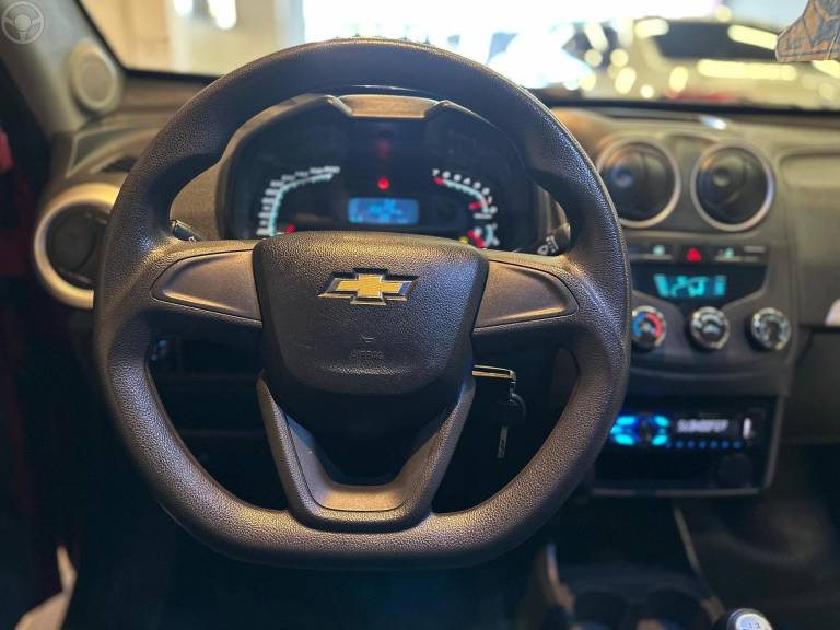 CHEVROLET - MONTANA 1.4 MPFI LS CS 8V FLEX 2P MANUAL - 2015/2015 - VERMELHA - R$ 49.900,00