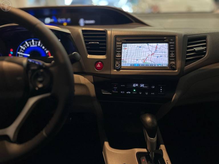 HONDA - CIVIC 2.0 EXR 16V FLEX 4P AUTOMÁTICO - 2013/2014 - CINZA - R$ 79.900,00