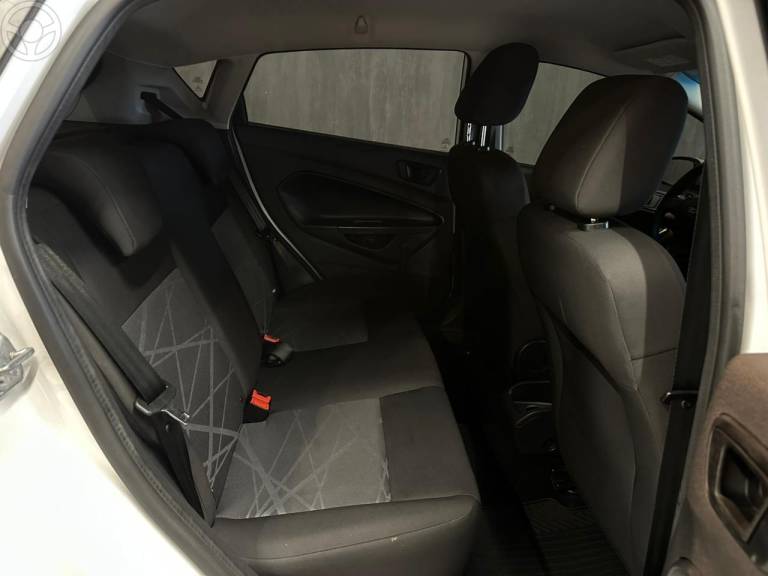 FORD - FIESTA 1.5 S HATCH 16V FLEX 4P MANUAL - 2014/2014 - BRANCA - R$ 42.900,00