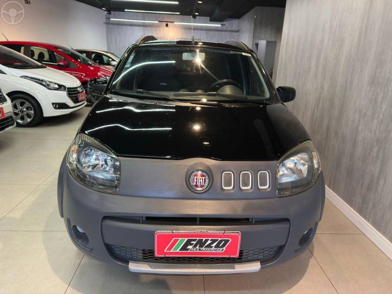 FIAT - UNO 1.0 EVO WAY 8V FLEX 4P MANUAL - 2010/2011 - PRETA - R$ 32.900,00