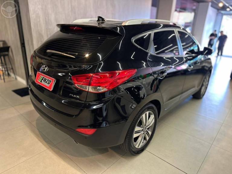 HYUNDAI - IX35 2.0 16V FLEX 4P AUTOMÁTICO - 2016/2017 - PRETA - R$ 84.900,00