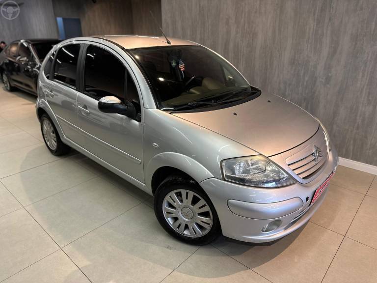 CITROËN - C3 1.6 I GLX 16V FLEX 4P MANUAL - 2005/2006 - PRATA - R$ 24.900,00
