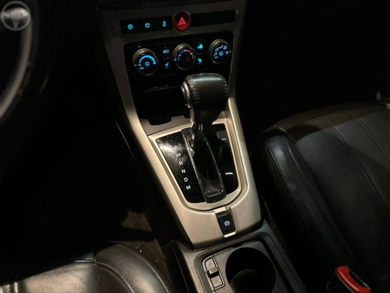 CHEVROLET - CAPTIVA 2.4 FWD SPORT 16V 4P AUTOMÁTICO - 2012/2012 - CINZA - R$ 42.900,00