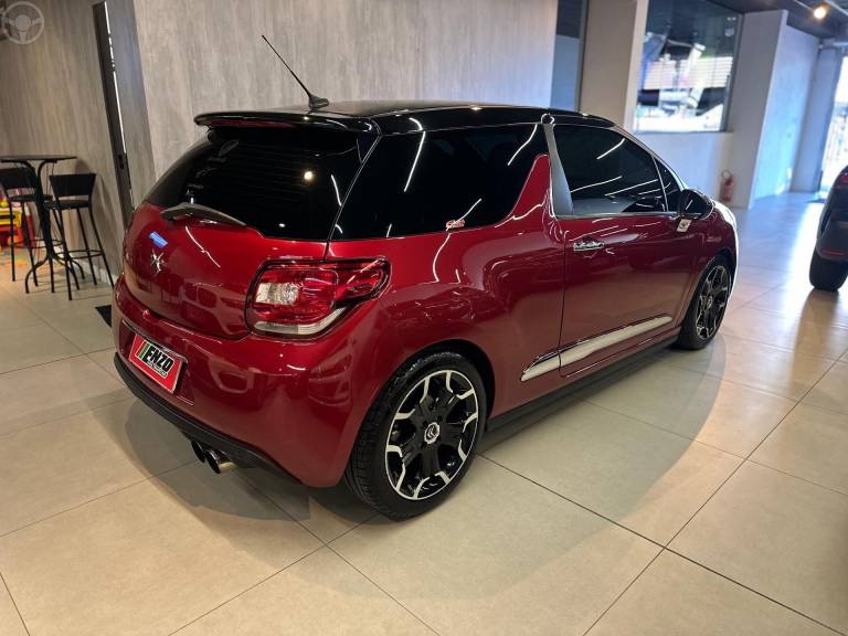 CITROËN - DS3 1.6 THP 16V 2P MANUAL - 2012/2013 - VERMELHA - R$ 64.900,00