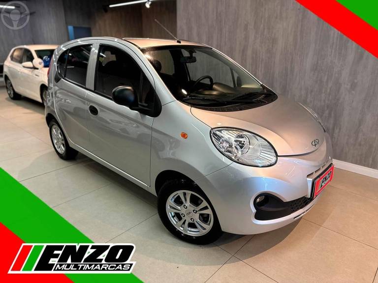 CHERY - QQ 1.0 MPFI ACT 12V 4P MANUAL - 2018/2019 - PRATA - R$ 36.900,00
