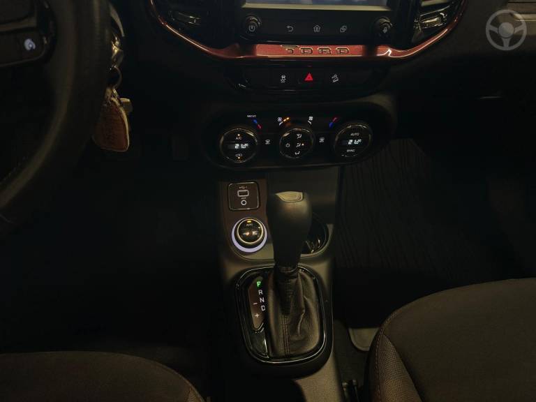 FIAT - TORO 2.0 16V TURBO DIESEL FREEDOM 4WD AT9 AUTOMÁTICO - 2019/2020 - CINZA - R$ 107.900,00