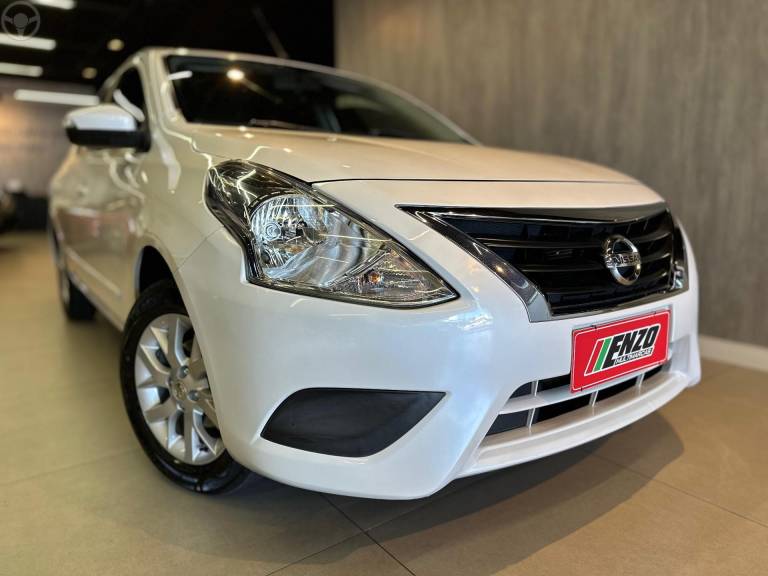 NISSAN - VERSA 1.6 16V FLEX SV 4P MANUAL - 2019/2020 - BRANCA - R$ 64.900,00