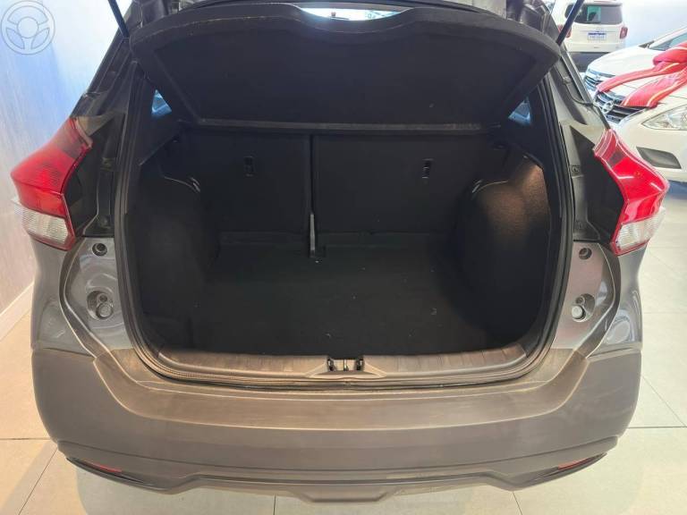 NISSAN - KICKS 1.6 ACTIVE 16V FLEX 4P AUTOMÁTICO - 2020/2021 - CINZA - R$ 88.900,00
