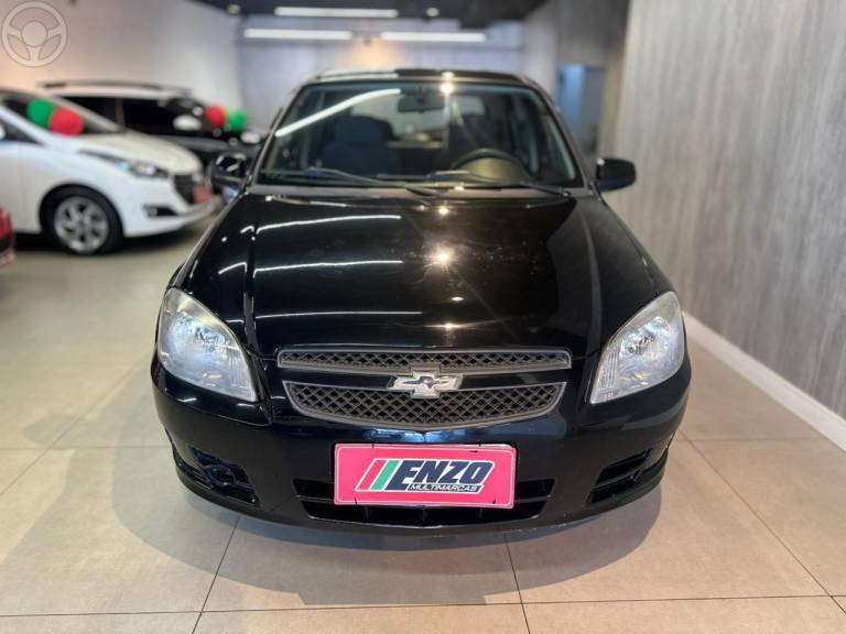 CHEVROLET - CELTA 1.0 MPFI LT 8V FLEX 4P MANUAL - 2011/2012 - PRETA - R$ 31.900,00