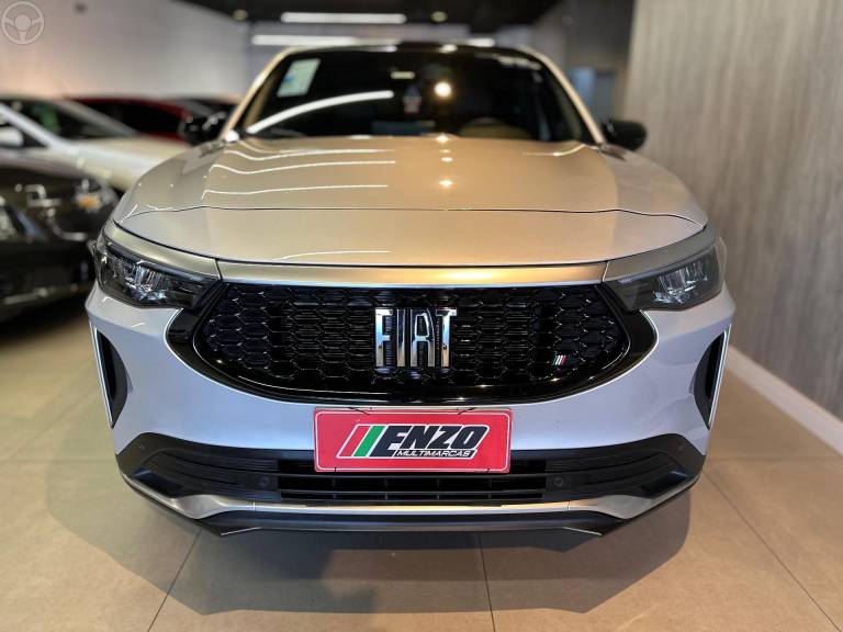 FIAT - FASTBACK 1.3 LIMITED EDITION 270 TURBO FLEX 4P AUTOMÁTICO - 2023/2024 - PRATA - R$ 126.900,00