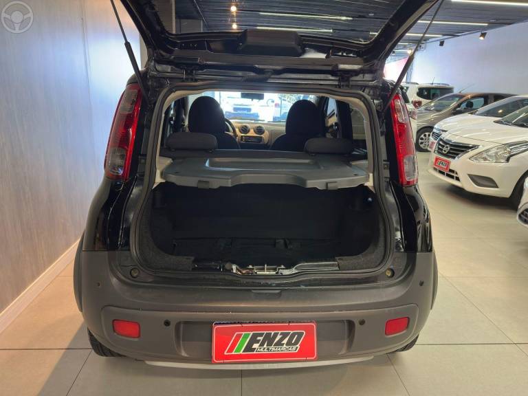 FIAT - UNO 1.0 EVO WAY 8V FLEX 4P MANUAL - 2010/2011 - PRETA - R$ 32.900,00