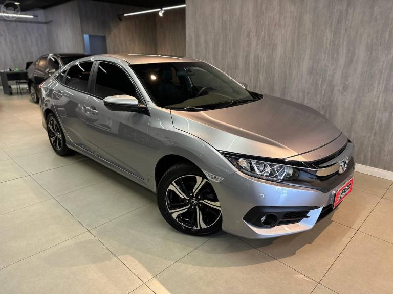 HONDA - CIVIC 2.0 EXL 16V FLEX 4P AUTOMÁTICO - 2018/2019 - PRATA - R$ 115.900,00