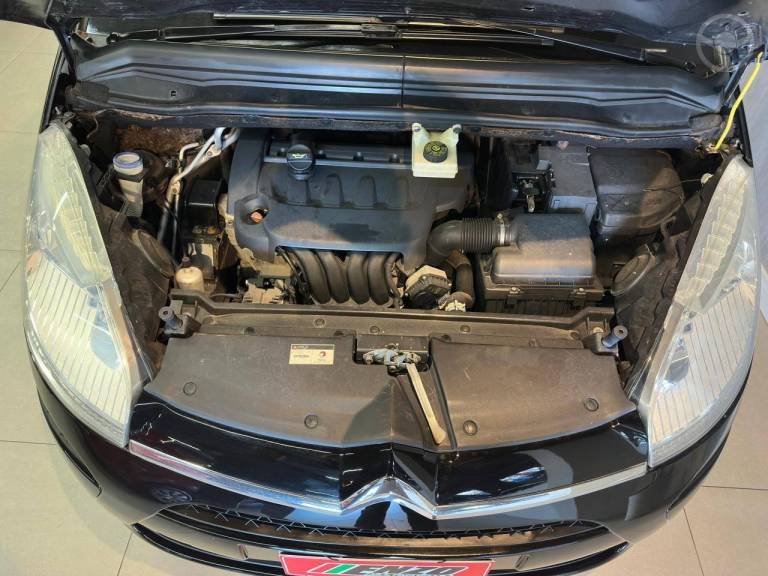 CITROËN - C4 2.0 I PICASSO 16V 4P AUTOMÁTICO - 2010/2011 - PRETA - R$ 33.900,00