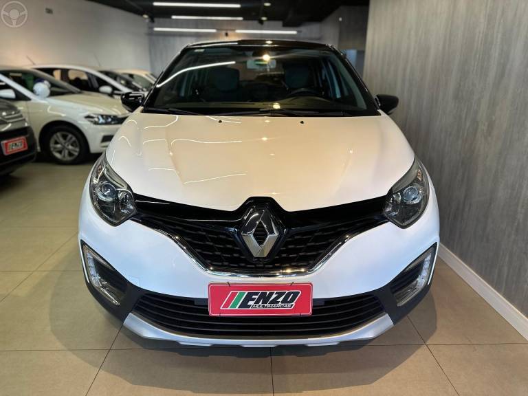 RENAULT - CAPTUR 1.6 16V FLEX INTENSE AUTOMÁTICO - 2019/2019 - BRANCA - R$ 75.900,00