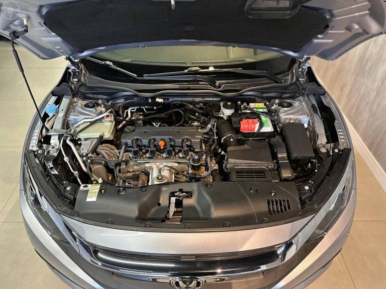 HONDA - CIVIC 2.0 EXL 16V FLEX 4P AUTOMÁTICO - 2018/2019 - PRATA - R$ 115.900,00