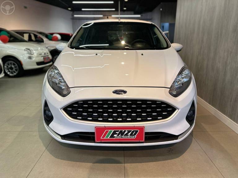 FORD - FIESTA 1.6 SEL HATCH 16V FLEX 4P AUTOMÁTICO - 2018/2018 - BRANCA - R$ 62.900,00