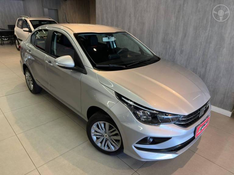 FIAT - CRONOS 1.0 FIREFLY DRIVE FLEX 4P MANUAL - 2024/2025 - PRATA - R$ 83.900,00