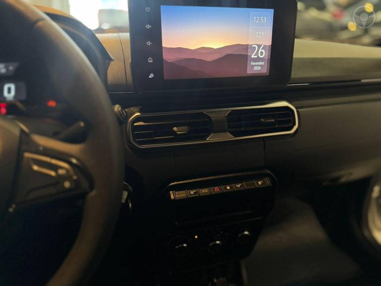 RENAULT - OROCH 1.6 16V SCE INTENSE FLEX 4P MANUAL - 2022/2023 - PRATA - R$ 91.900,00