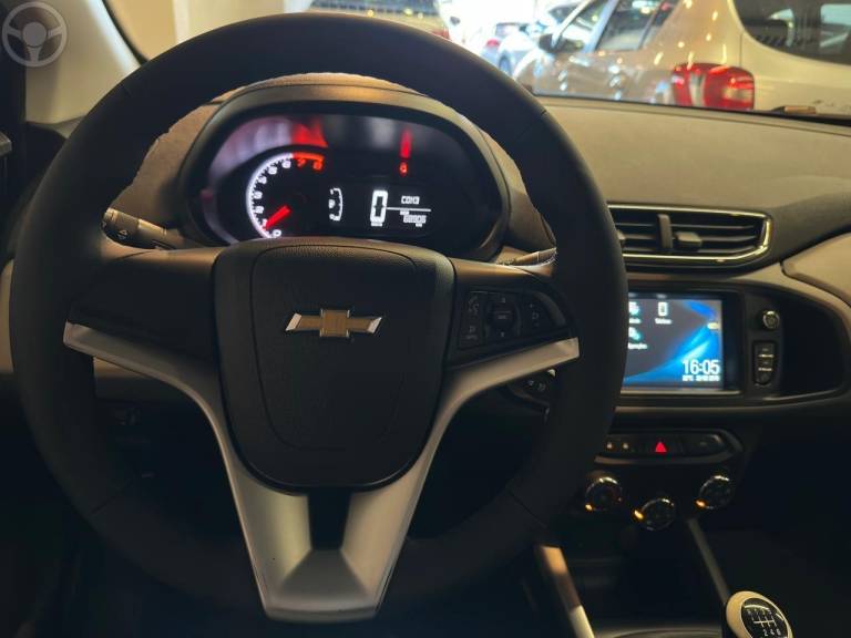 CHEVROLET - ONIX 1.4 MPFI LT 8V FLEX 4P MANUAL - 2019/2019 - CINZA - R$ 64.900,00