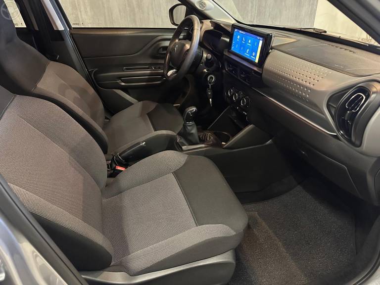 CITROËN - C3 1.0 LIVE PACK 6V 4P FLEX MANUAL - 2024/2024 - CINZA - R$ 70.900,00