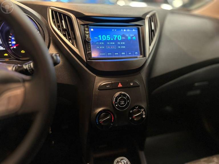 HYUNDAI - HB20 1.6 COMFORT 16V FLEX 4P MANUAL - 2016/2017 - BRANCA - R$ 57.900,00