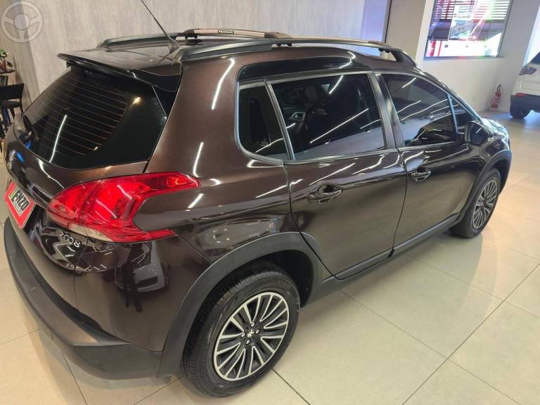 PEUGEOT - 2008 1.6 16V FLEX ALLURE 4P AUTOMÁTICO - 2019/2020 - MARROM - R$ 66.900,00