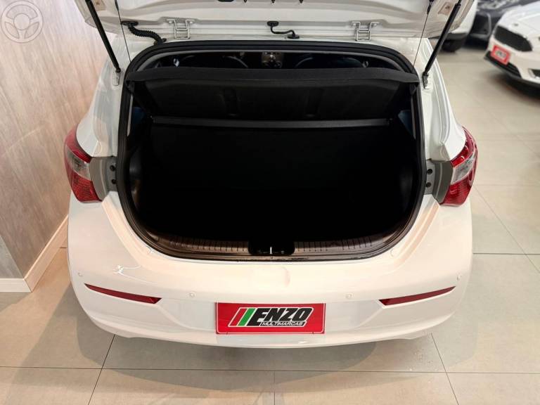 HYUNDAI - HB20 1.6 COMFORT 16V FLEX 4P MANUAL - 2016/2016 - BRANCA - R$ 55.900,00