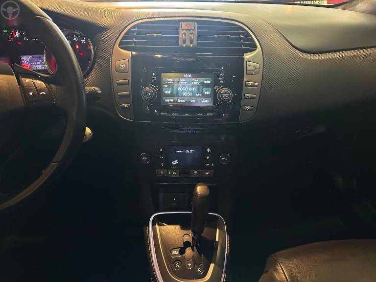 FIAT - BRAVO 1.8 SPORTING 16V FLEX 4P AUTOMATIZADO - 2016/2016 - BRANCA - R$ 59.900,00