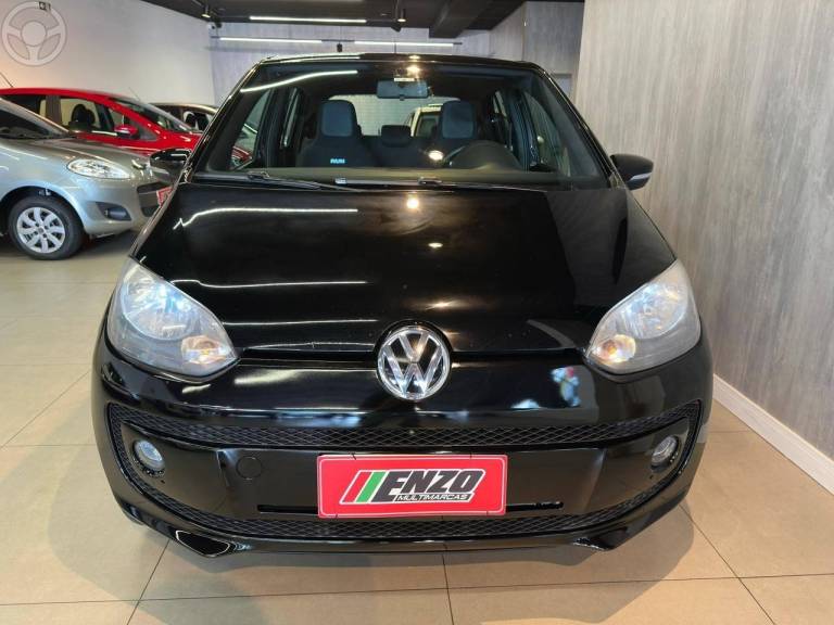 VOLKSWAGEN - UP 1.0 MPI RUN UP 12V FLEX 4P MANUAL - 2016/2017 - PRETA - R$ 49.900,00