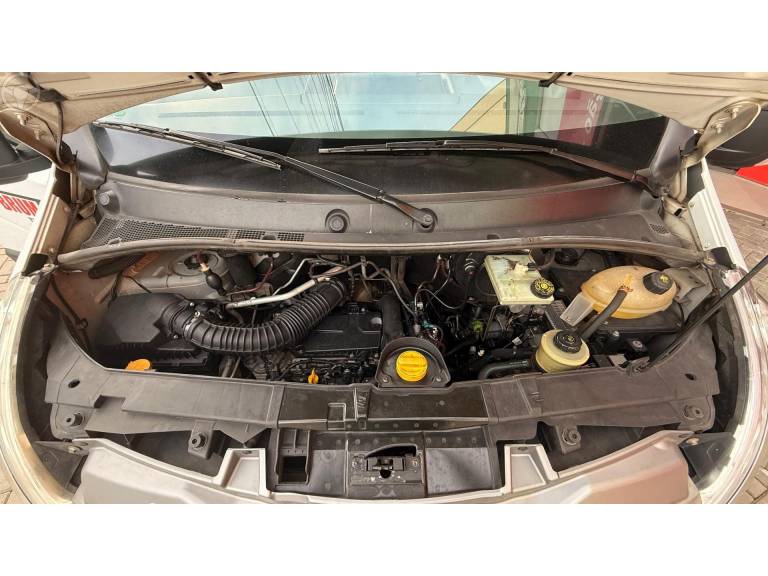RENAULT - MASTER 2.3 DCI MINIBUS EXECUTIVE L3H2 1 16V DIESEL 4P MANUAL - 2019/2020 - BRANCA - R$ 219.900,00