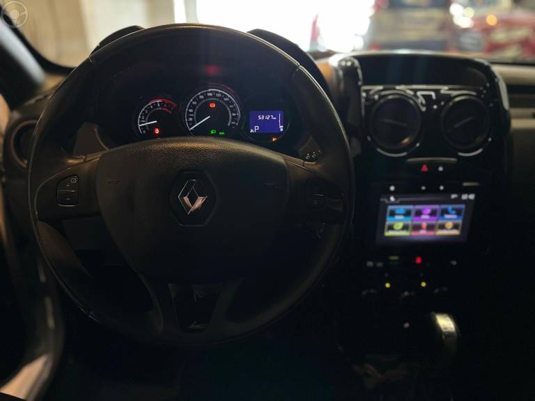 RENAULT - DUSTER 2.0 DYNAMIQUE 4X2 16V FLEX 4P AUTOMÁTICO - 2019/2020 - BRANCA - R$ 78.900,00