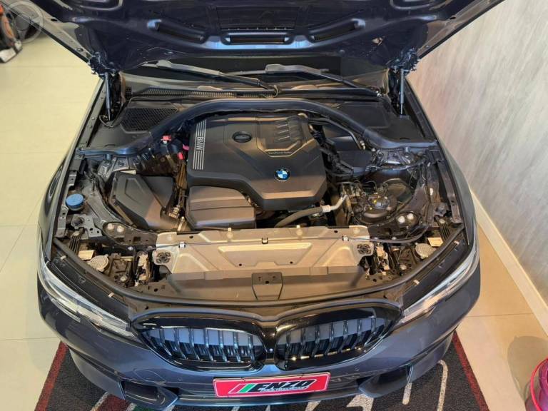 BMW - 320I 2.0 M SPORT 16V TURBO 4P AUTOMÁTICO - 2019/2020 - CINZA - R$ 203.900,00