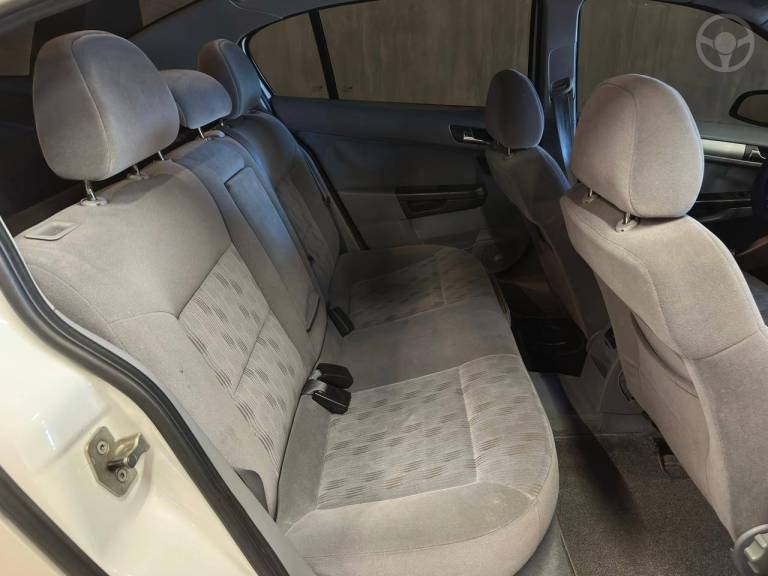 CHEVROLET - VECTRA 2.0 MPFI ELEGANCE 8V 140CV FLEX 4P MANUAL - 2006/2006 - BRANCA - R$ 36.900,00