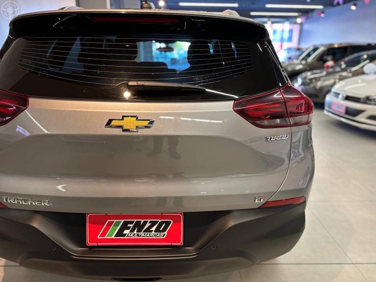 CHEVROLET - TRACKER 1.0 12V LT TURBO FLEX 4P AUTOMÁTICO - 2024/2025 - PRATA - R$ 129.900,00