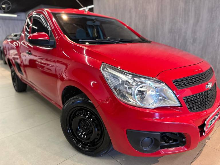CHEVROLET - MONTANA 1.4 MPFI LS CS 8V FLEX 2P MANUAL - 2015/2015 - VERMELHA - R$ 49.900,00