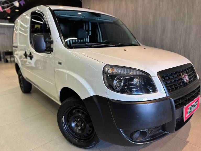 FIAT - DOBLÓ 1.8 MPI CARGO FLEX 4P MANUAL - 2021/2021 - BRANCA - R$ 79.900,00