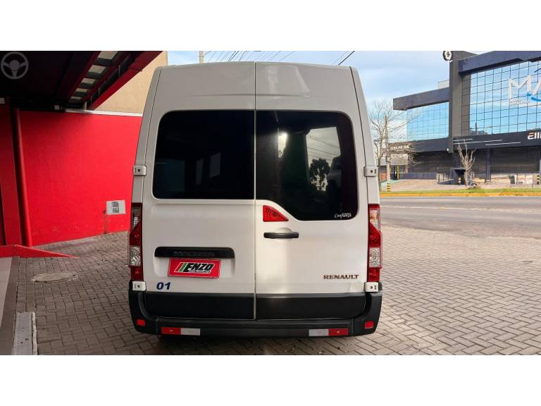 RENAULT - MASTER 2.3 DCI MINIBUS EXECUTIVE L3H2 1 16V DIESEL 4P MANUAL - 2019/2020 - BRANCA - R$ 219.900,00