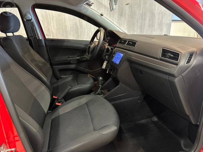 VOLKSWAGEN - GOL 1.0 12V MPI TOTALFLEX 4P MANUAL - 2022/2023 - VERMELHA - R$ 58.900,00