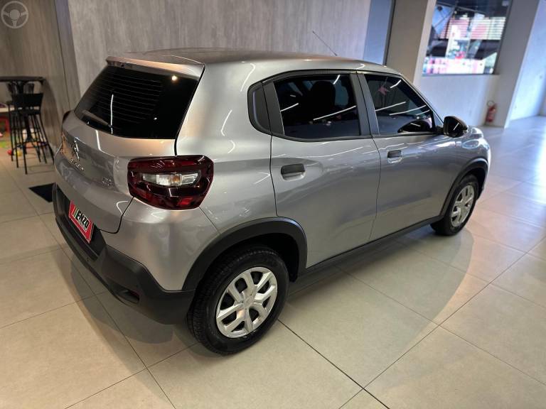 CITROËN - C3 1.0 LIVE PACK 6V 4P FLEX MANUAL - 2023/2023 - PRATA - R$ 65.900,00