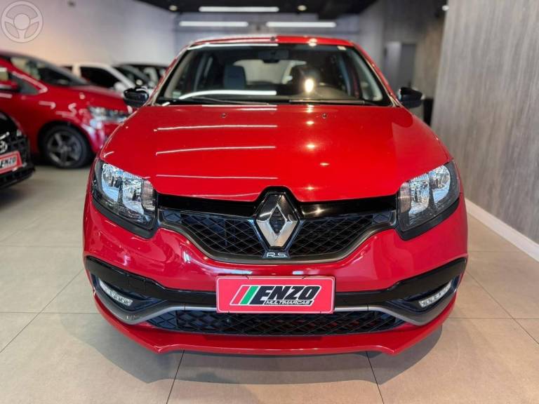 RENAULT - SANDERO 2.0 RS 16V FLEX 4P MANUAL - 2015/2016 - VERMELHA - R$ 61.900,00