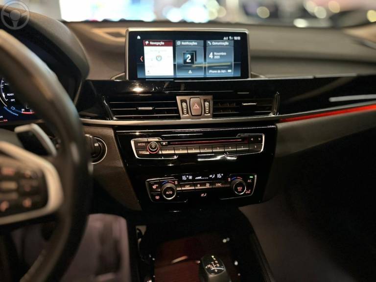BMW - X1 2.0 16V TURBO SDRIVE20I X-LINE 4P AUTOMÁTICO - 2019/2019 - PRATA - R$ 138.900,00