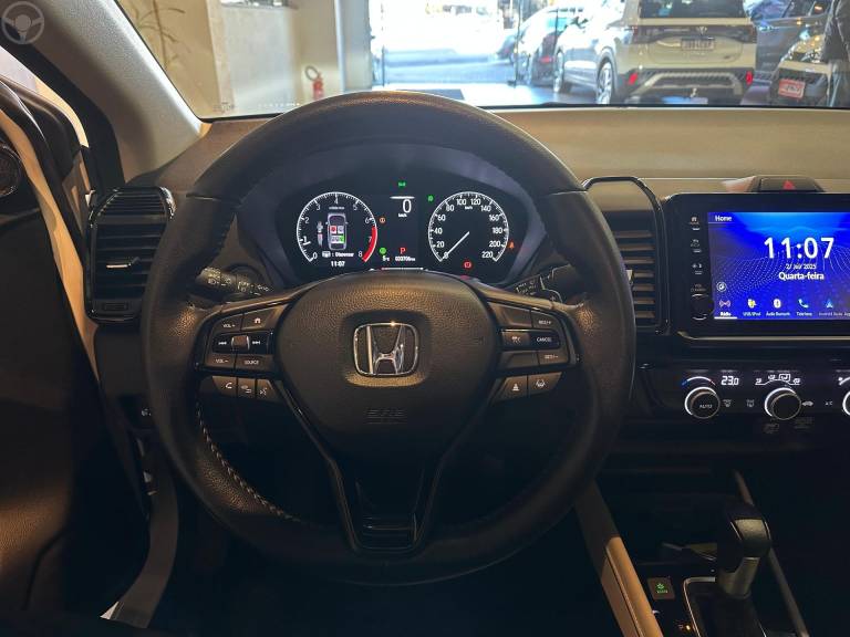 HONDA - CITY 1.5 SEDAN TOURING 16V FLEX 4P AUTOMÁTICO - 2022/2022 - BRANCA - R$ 107.900,00