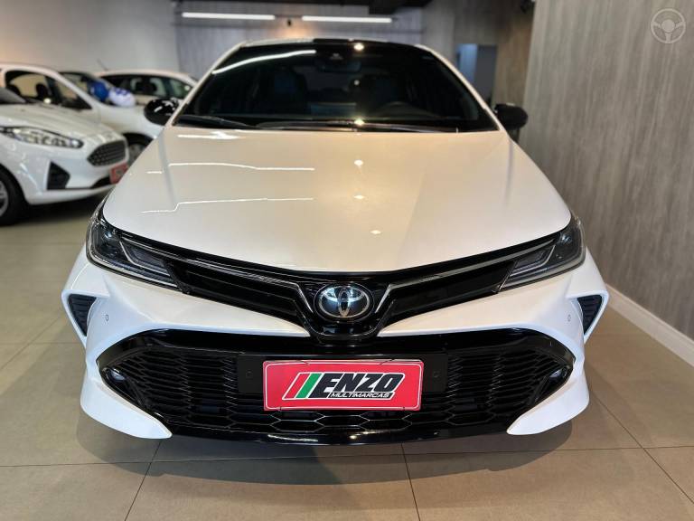 TOYOTA - COROLLA 2.0 GR SPORT 16V FLEX 4P AUTOMÁTICO - 2021/2022 - BRANCA - R$ 140.900,00