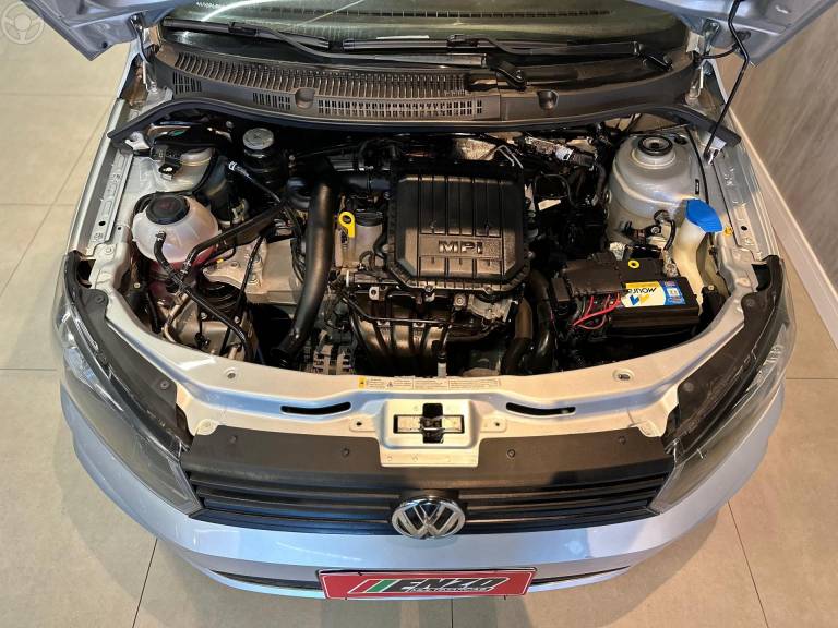 VOLKSWAGEN - GOL 1.0 12V MPI TOTALFLEX 4P MANUAL - 2018/2019 - PRATA - R$ 46.900,00