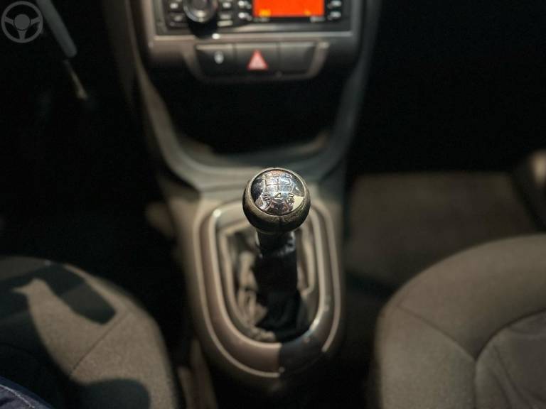 CITROËN - C3 1.5 TENDANCE 8V FLEX 4P MANUAL - 2014/2015 - BRANCA - R$ 44.900,00