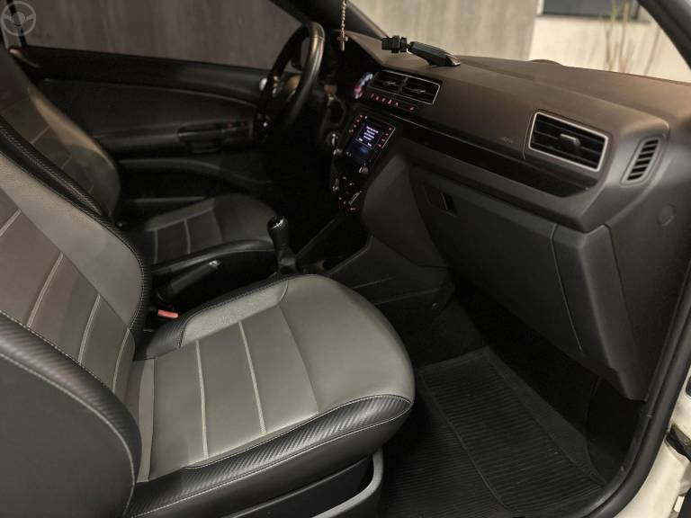 VOLKSWAGEN - SAVEIRO 1.6 CROSS CD 16V FLEX 2P MANUAL - 2016/2017 - BRANCA - R$ 78.900,00